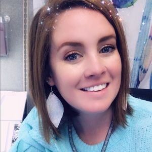 Meet your Posher, Kendra